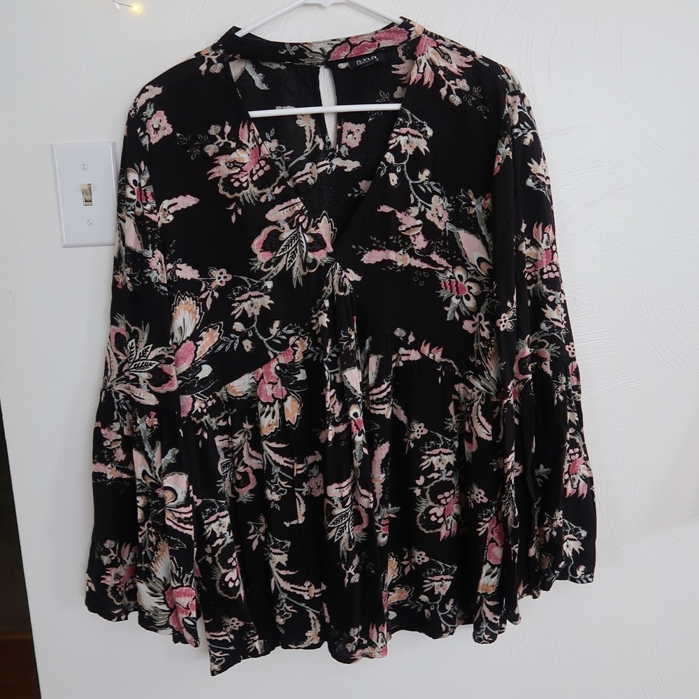 Floral Boho Bell-Sleeve Blouse